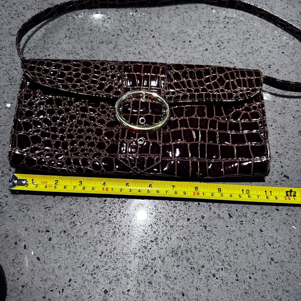 Brown Croc-Embossed Leather Shoulder Bag with Gold Buckle - Picture 5 of 6